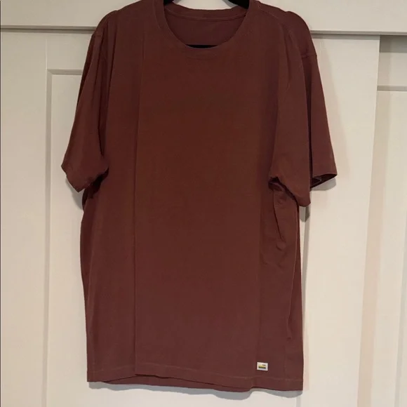 Vuori Men's Short Sleeve Tee - Picture 2 of 2